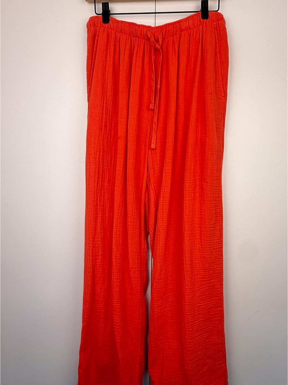 Aritzia Little Moon AirPlush Cotton Sail Pant Cherry Red M